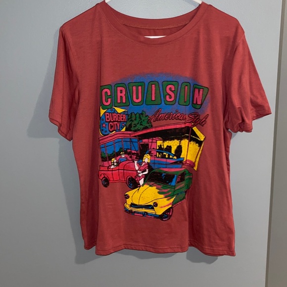 Shein graphic tee - Picture 1 of 1